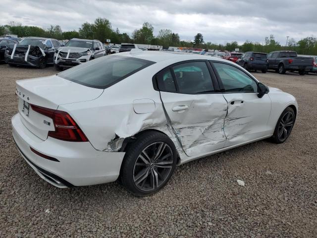 Photo 3 from auction – 2022 VOLVO S60 B5 R-D with VIN 7JRL12TM3NG188100