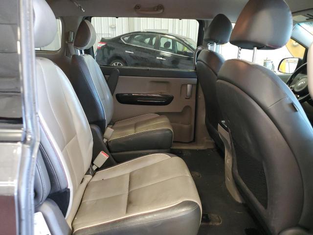 Photo 11 from auction – 2015 KIA SEDONA EX with VIN KNDMC5C15F6050344
