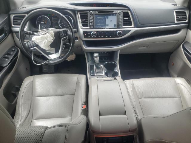 Photo 8 from auction – 2017 TOYOTA HIGHLANDER with VIN 5TDDZRFH9HS370705