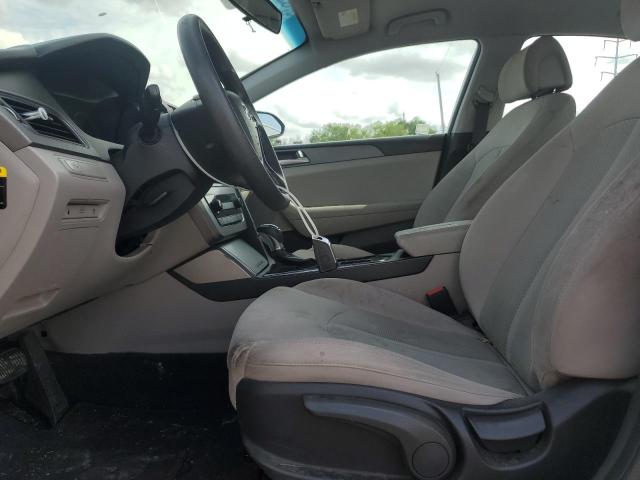 Photo 7 from auction – 2017 HYUNDAI SONATA SE with VIN 5NPE24AF7HH489943