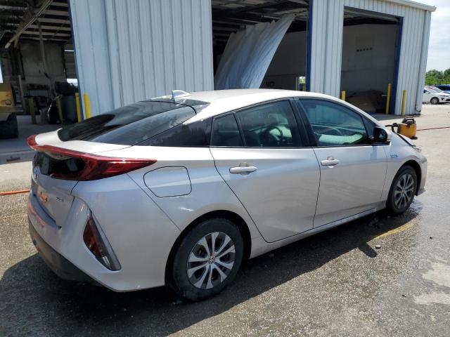 Photo 3 from auction – 2022 TOYOTA PRIUS PRIM with VIN JTDKAMFP6N3206513