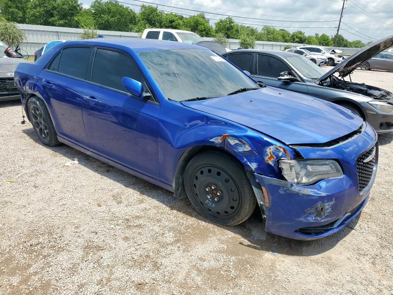 Photo 4 from auction – 2020 CHRYSLER 200 SEDAN with VIN 2C3CCAGG2LH151035