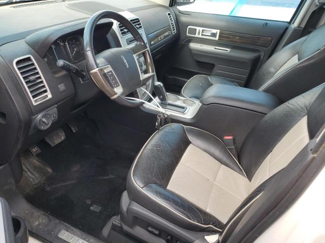Photo 7 from auction – 2008 LINCOLN MKX with VIN 2LMDU88C18BJ09595