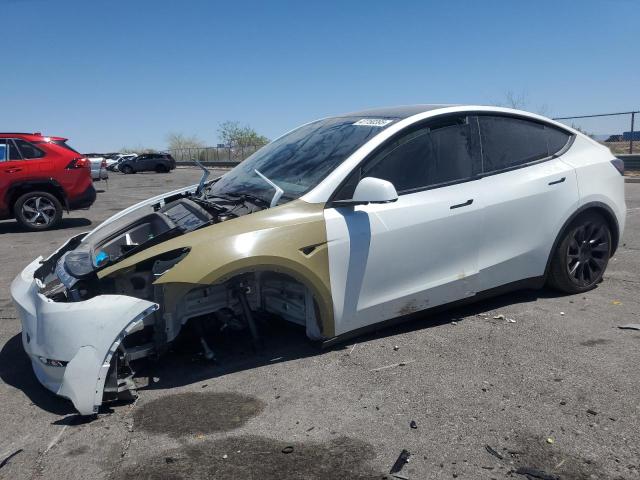 TESLA MODEL Y 2024 with VIN 7SAYGDED8RF057257 - Photo from auction