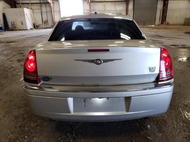 Photo 6 from auction – 2008 CHRYSLER 300C with VIN 2C3KA63H28H137222