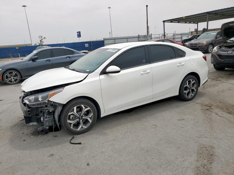KIA FORTE FE 2021 with VIN 3KPF24AD4ME263084 - Photo from auction