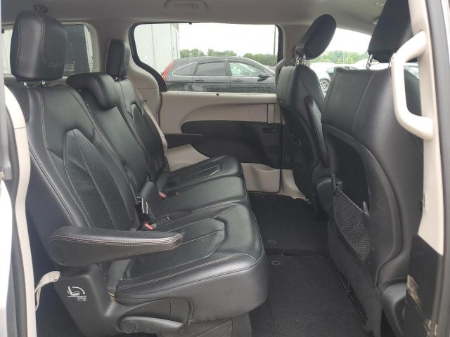 Photo 11 from auction – 2018 CHRYSLER PACIFICA T with VIN 2C4RC1BG1JR130925