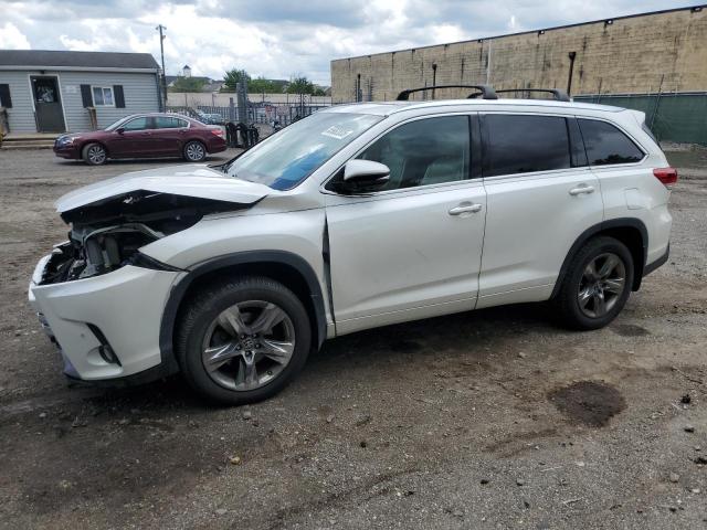 TOYOTA HIGHLANDER 2018 with VIN 5TDDZRFH0JS903451 - Photo from auction