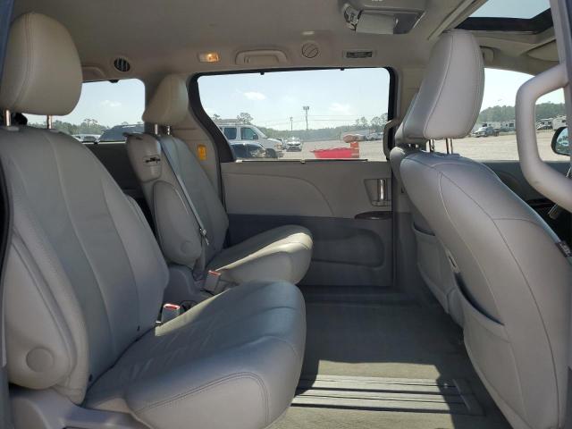 Photo 11 from auction – 2014 TOYOTA SIENNA XLE with VIN 5TDYK3DCXES505762