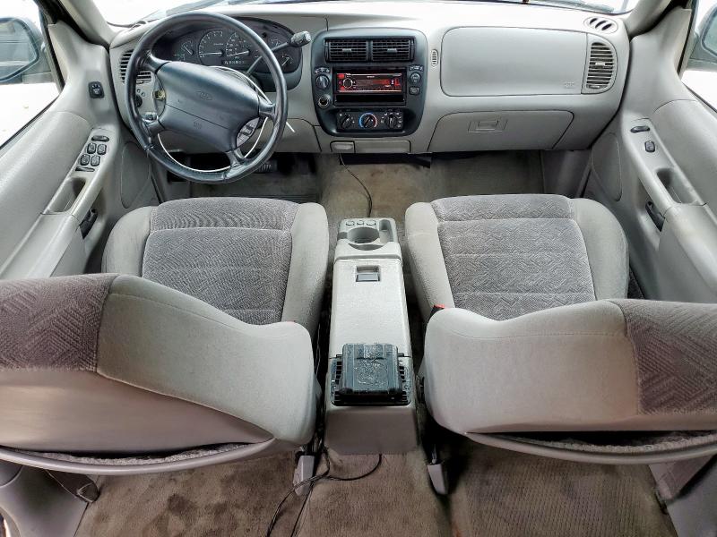 Photo 8 from auction – 1998 FORD EXPLORER with VIN 1FMZU34E5WUA17831