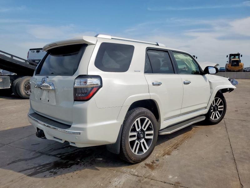 Photo 3 from auction – 2020 TOYOTA 4RUNNER SR with VIN JTEBU5JRXL5766697