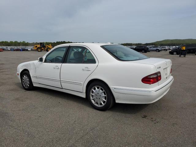 Photo 2 from auction – 2002 MERCEDES-BENZ E 320 4MAT with VIN WDBJF82J12X065519