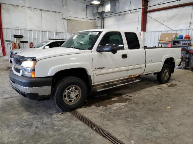 CHEVROLET SILVERADO 2004 with VIN 1GCHC29U94E287262 - Photo from auction