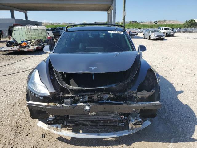 Photo 5 from auction – 2018 TESLA MODEL 3 with VIN 5YJ3E1EA3JF102076