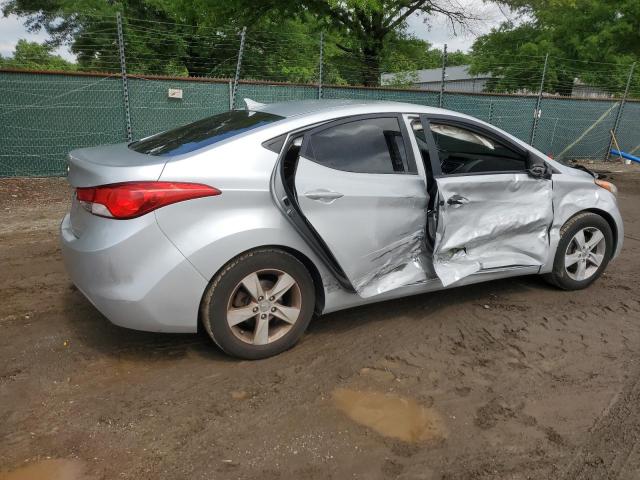 Photo 3 from auction – 2011 HYUNDAI ELANTRA with VIN KMHDH4AE4BU110018