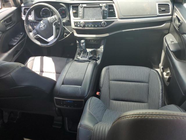 Photo 8 from auction – 2018 TOYOTA HIGHLANDER with VIN 5TDBZRFH4JS890548