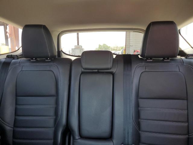 Photo 10 from auction – 2017 FORD ESCAPE SE with VIN 1FMCU9GD8HUC79311