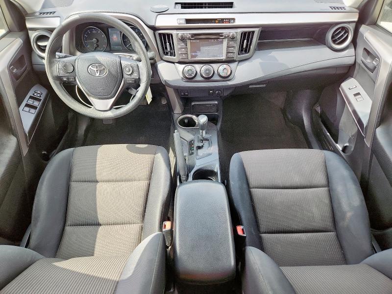 Zdjęcie 8 z aukcji – 2017 TOYOTA RAV4 LE z VIN JTMZFREV8HD098763