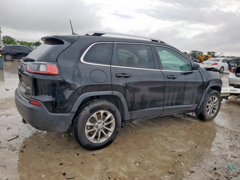 Photo 3 from auction – 2019 JEEP CHEROKEE L with VIN 1C4PJMLB2KD280516