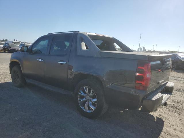 Photo 2 from auction – 2010 CHEVROLET AVALANCHE with VIN 3GNVKGE01AG102946