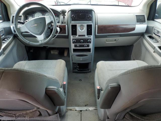 Photo 8 from auction – 2010 CHRYSLER TOWN & COU with VIN 2A4RR5D18AR337479