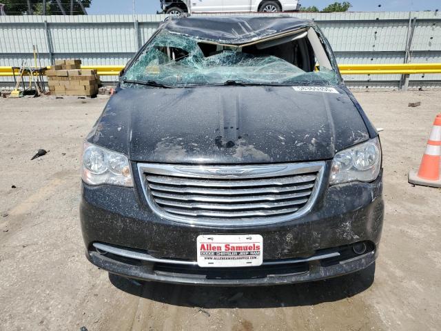 Photo 5 from auction – 2016 CHRYSLER TOWN & COU with VIN 2C4RC1BG1GR111168