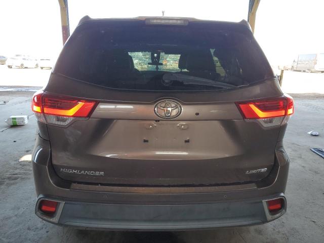 Фото 6 с аукциона – 2017 TOYOTA HIGHLANDER с VIN 5TDYZRFH4HS224066