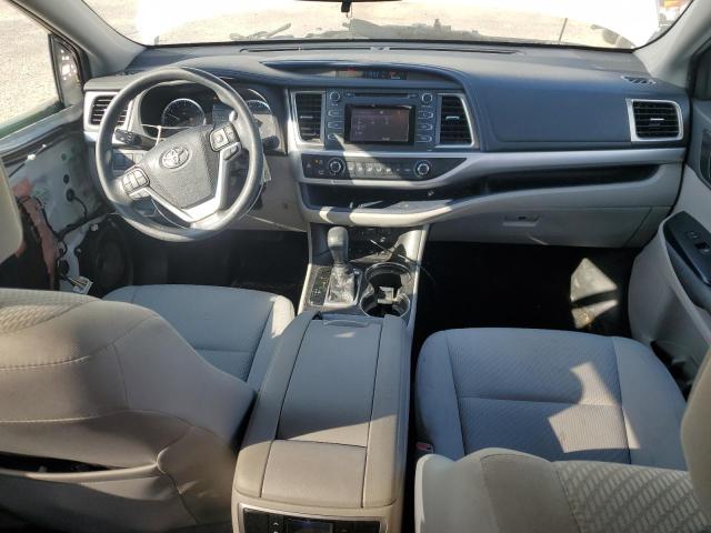 Photo 8 from auction – 2019 TOYOTA HIGHLANDER with VIN 5TDBZRFH0KS747341