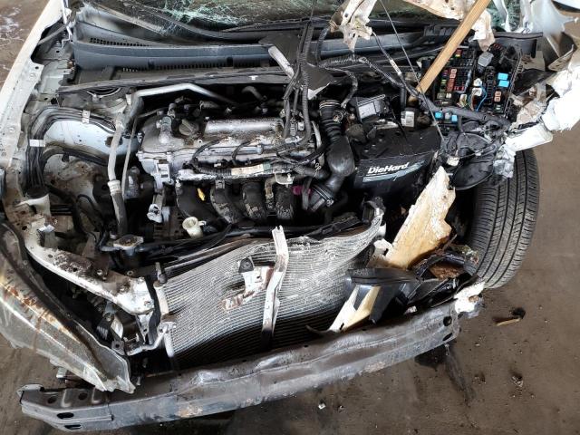 Photo 11 from auction – 2018 TOYOTA COROLLA with VIN 5YFBURHE6JP825419