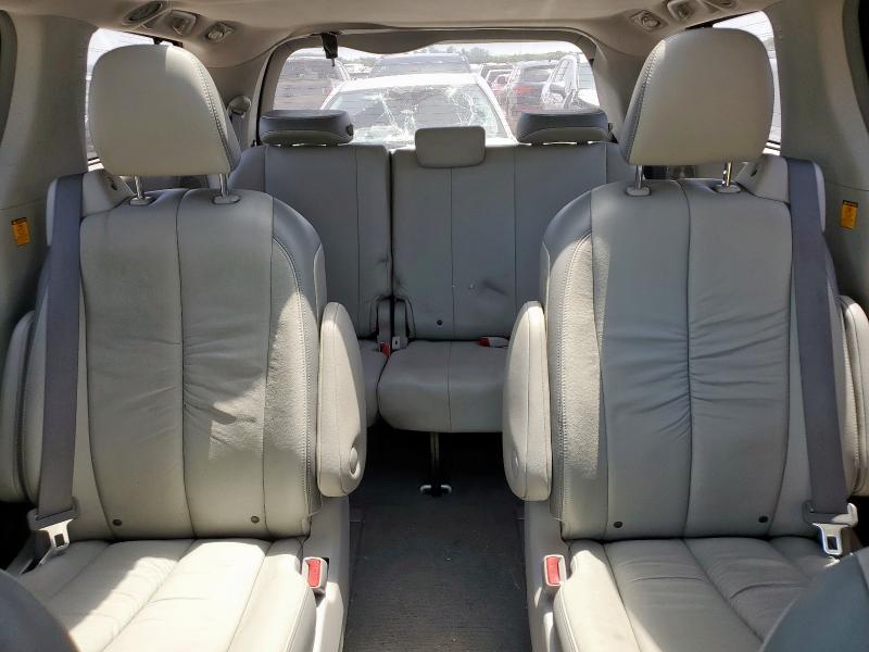 Photo 10 from auction – 2011 TOYOTA SIENNA XLE with VIN 5TDDK3DC2BS001992