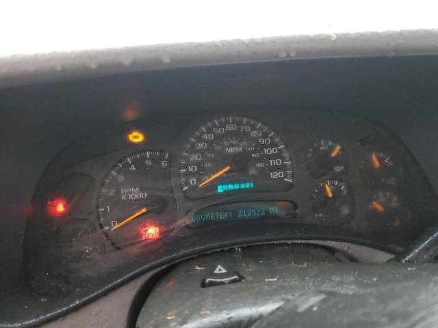 Photo 9 from auction – 2005 CHEVROLET SILVERADO with VIN 1GCEK19BX5E218533