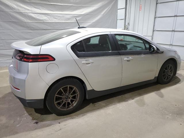 Photo 3 from auction – 2015 CHEVROLET VOLT with VIN 1G1RD6E47FU106286