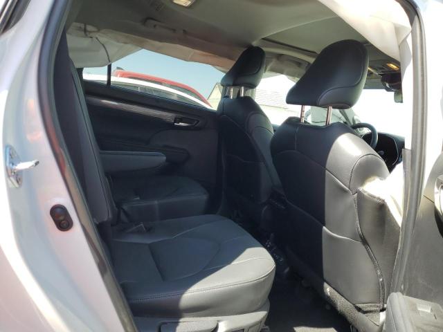 Photo 10 from auction – 2024 TOYOTA HIGHLANDER with VIN 5TDXBRCH2RS615111