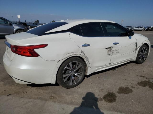 Photo 3 from auction – 2017 NISSAN 200SX/SE with VIN 1N4AA6AP5HC439193