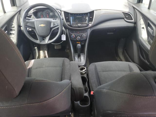 Photo 8 from auction – 2018 CHEVROLET TRAX LS with VIN 3GNCJNSB5JL299552