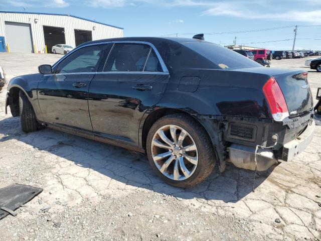 Photo 2 from auction – 2017 CHRYSLER 300 LIMITE with VIN 2C3CCAAG5HH582274