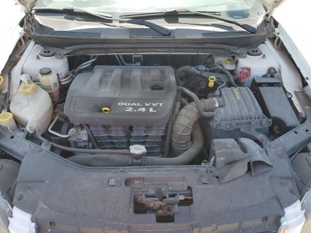 Photo 11 from auction – 2013 CHRYSLER 200 LX with VIN 1C3CCBAB4DN670504