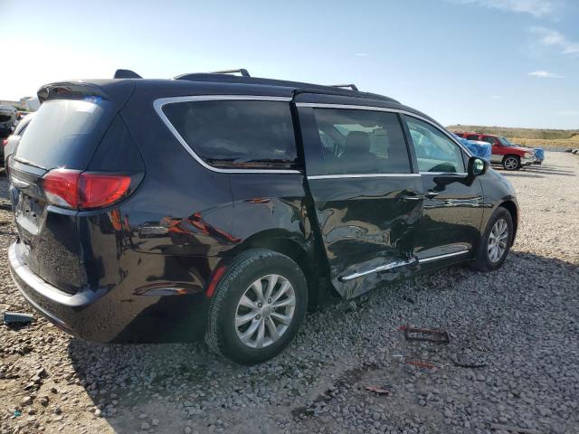 Photo 3 from auction – 2017 CHRYSLER PACIFICA T with VIN 2C4RC1BG5HR525281