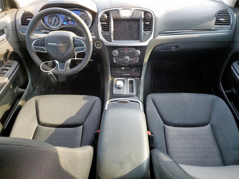 Photo 8 from auction – 2023 CHRYSLER 300 TOURIN with VIN 2C3CCAAGXPH681834