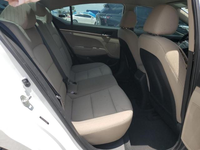 Photo 10 from auction – 2018 HYUNDAI ELANTRA SE with VIN 5NPD74LF8JH339663