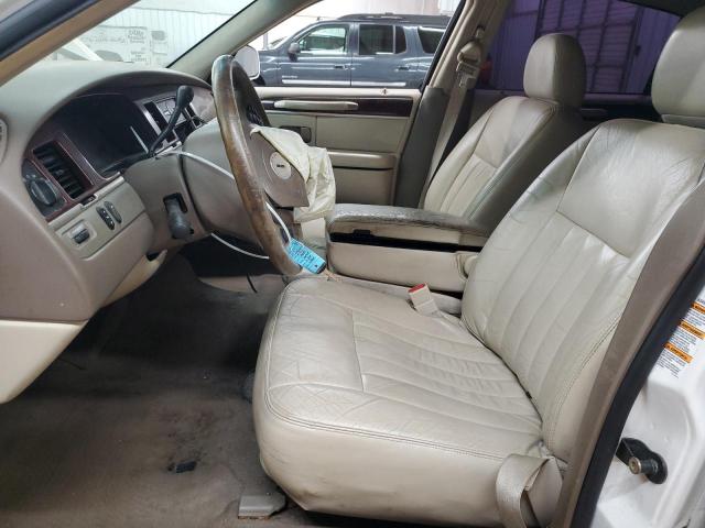 Photo 7 from auction – 2003 LINCOLN TOWN CAR E with VIN 1LNHM81W03Y670237