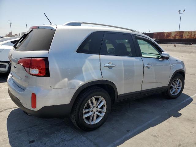 Photo 3 from auction – 2014 KIA SORENTO LX with VIN 5XYKT3A67EG466031