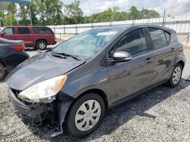 TOYOTA PRIUS C 2013 with VIN JTDKDTB36D1041593 - Photo from auction