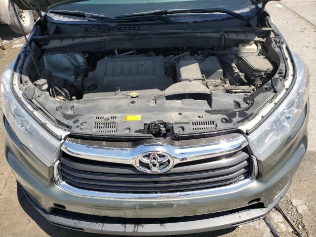 Photo 12 from auction – 2015 TOYOTA HIGHLANDER with VIN 5TDBKRFH8FS146575