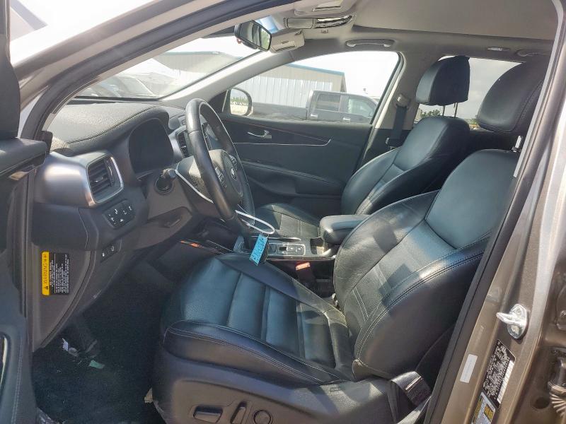 Photo 7 from auction – 2017 KIA SORENTO EX with VIN 5XYPH4A54HG306701