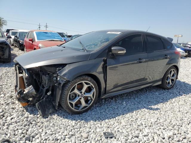 FORD FOCUS ST 2017 with VIN 1FADP3L95HL257907 - Photo from auction