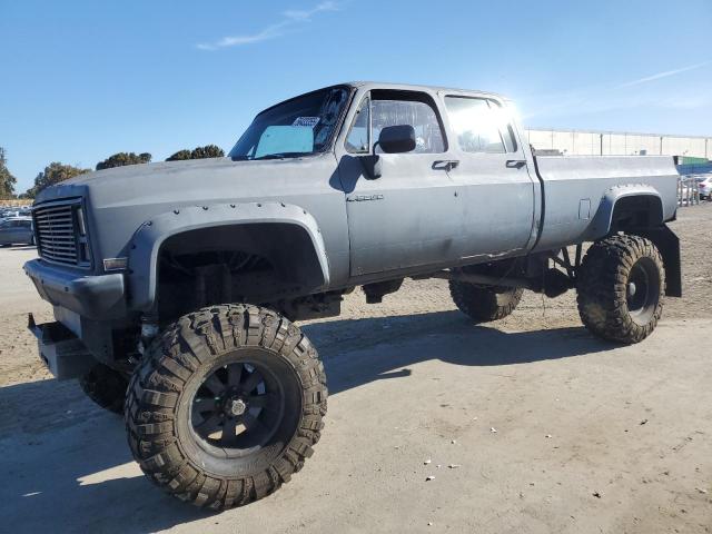 CHEVROLET C30 1983 with VIN 1GCHC33J2DS110736 - Photo from auction