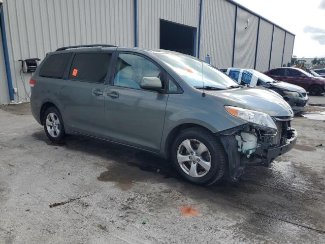 Photo 4 from auction – 2011 TOYOTA SIENNA LE with VIN 5TDKK3DC8BS105846