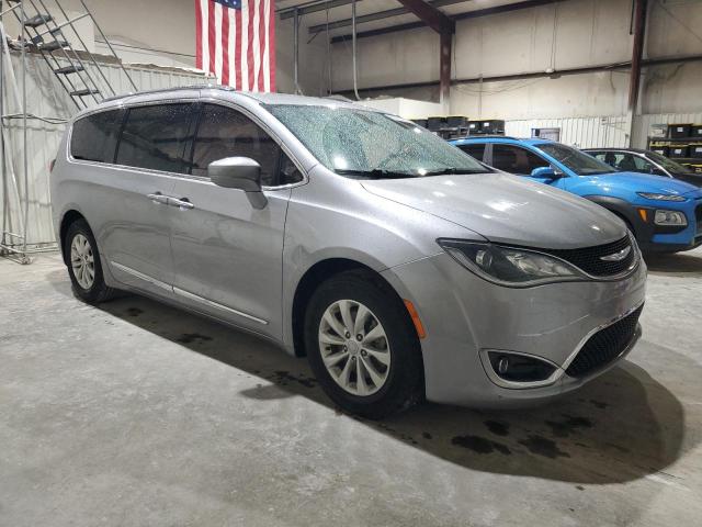 Photo 4 from auction – 2018 CHRYSLER PACIFICA T with VIN 2C4RC1BG7JR141802