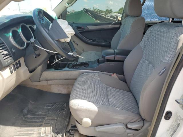 Photo 7 from auction – 2004 TOYOTA 4RUNNER SR with VIN JTEZU14R440027908